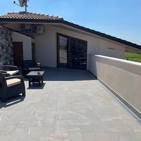 Casa Luigi - Appartamenti A Peschiera Del Garda Zewnętrze zdjęcie