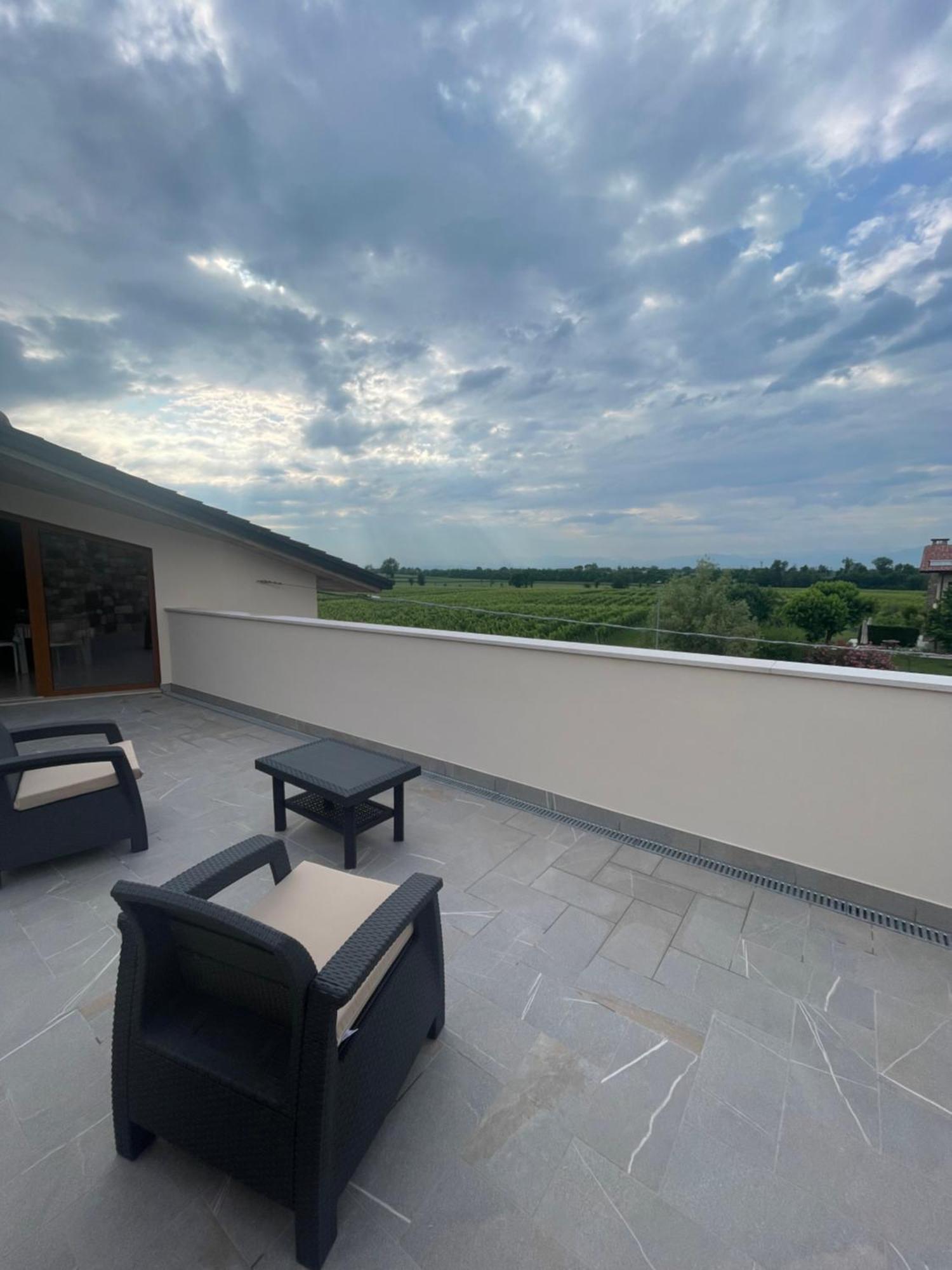 Casa Luigi - Appartamenti A Peschiera Del Garda Pokój zdjęcie