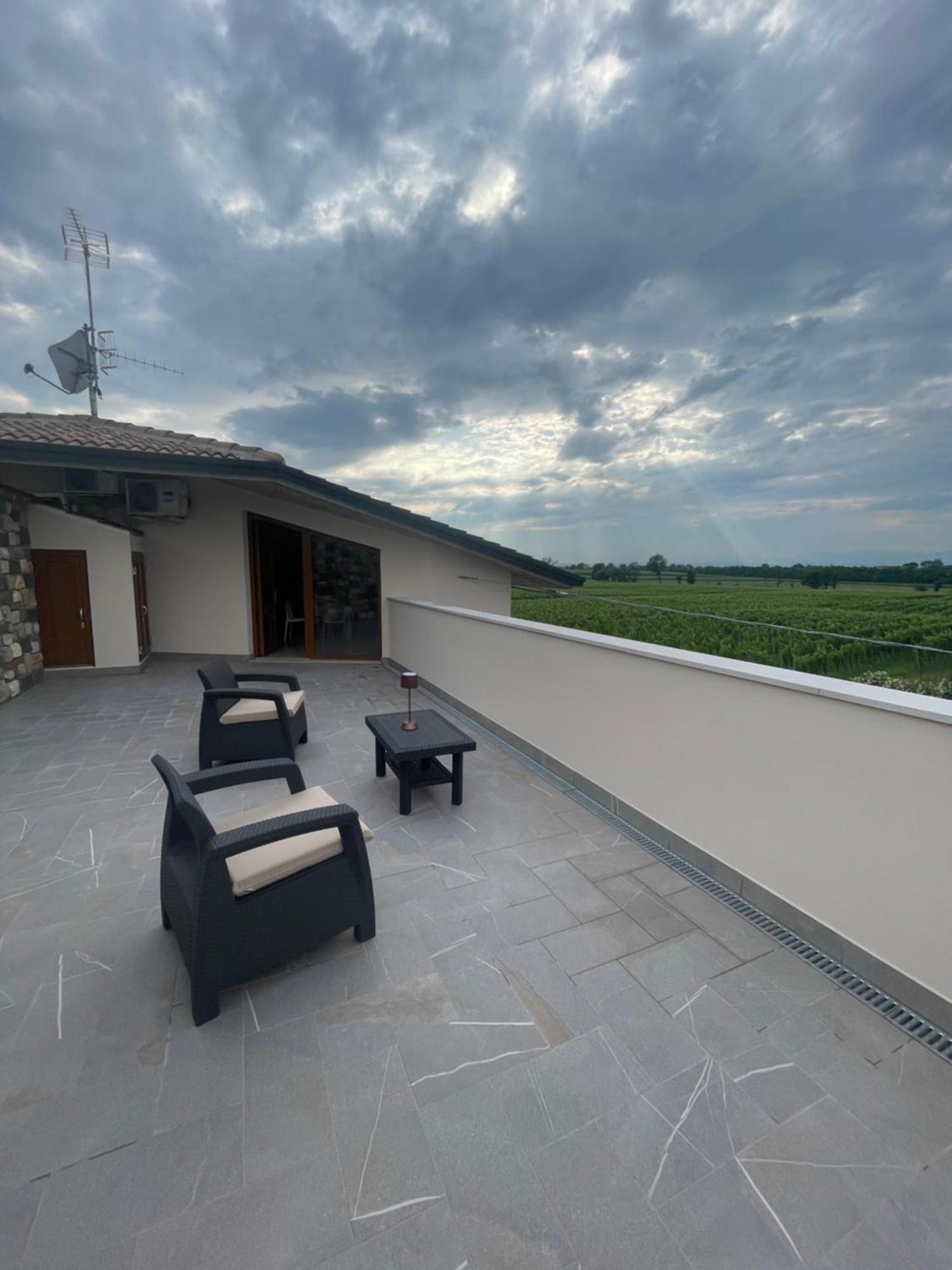 Casa Luigi - Appartamenti A Peschiera Del Garda Zewnętrze zdjęcie